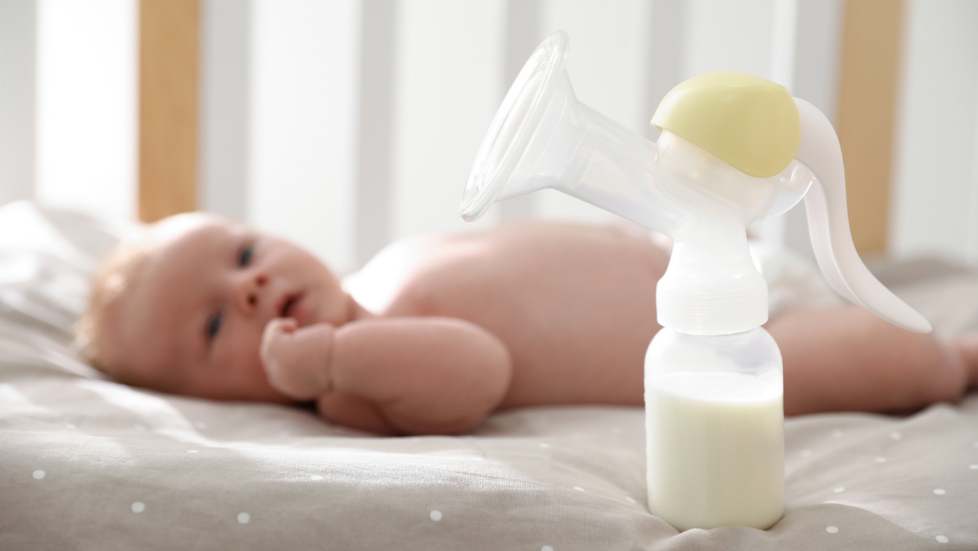 How Much Milk Do Breastfed Babies Eat? - Exclusive Pumping